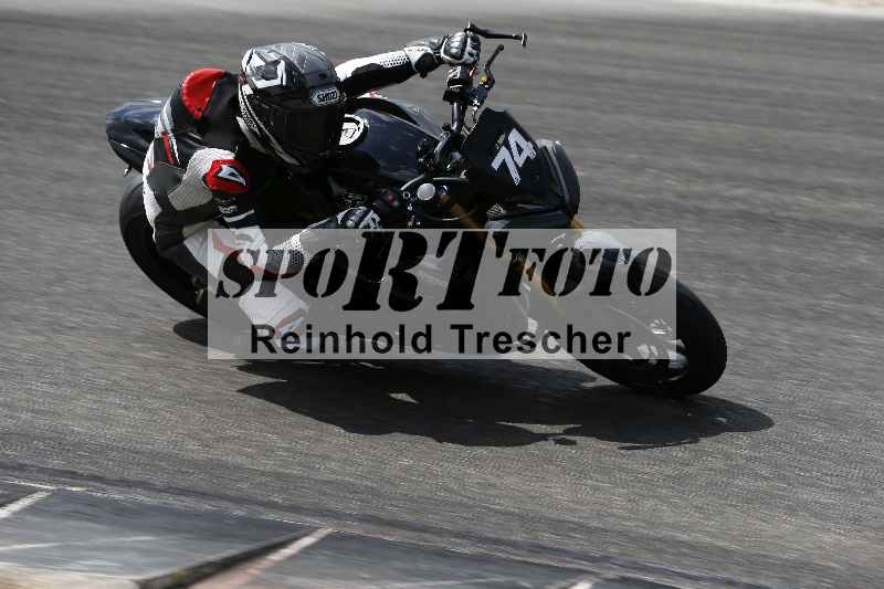 /21 17.06.2026  Ducati Schweiz Track Warmup ADR/Gruppe gelb/74